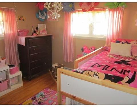 35 Valier Ave, Chicopee, MA 01020 photo 24