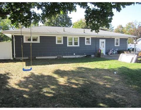 35 Valier Ave, Chicopee, MA 01020 photo 4