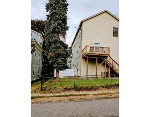 34 Perkins St, Worcester, MA 01605 photo 2