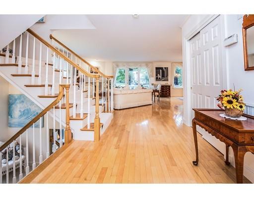  7 Eagle Ct, Ipswich, MA 01938 photo 2
