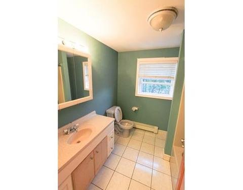 882 Hood St, Fall River, MA 02720 photo 11