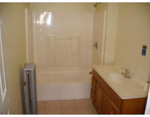 400 Orange St, Springfield, MA 01108 photo 8