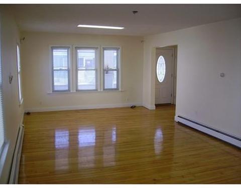 400 Orange St, Springfield, MA 01108 photo 5