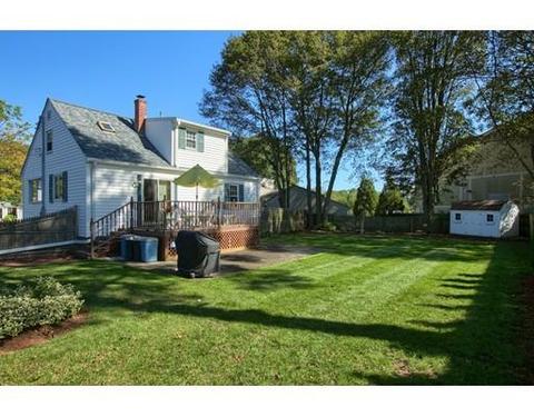 5 Concord Ter, Beverly, MA 01915 photo 2