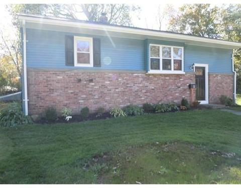 4 Oak Tree Ln, Webster, MA 01570 photo 2