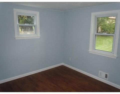 4 Oak Tree Ln, Webster, MA 01570 photo 15