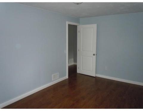 4 Oak Tree Ln, Webster, MA 01570 photo 17