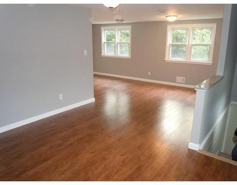 4 Oak Tree Ln, Webster, MA 01570 photo 6