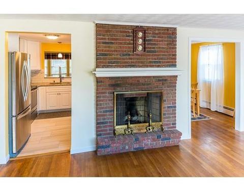 8 Ames Rd, Marblehead, MA 01945 photo 3