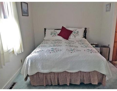 38 Willow St, Florence, MA 01062 photo 7