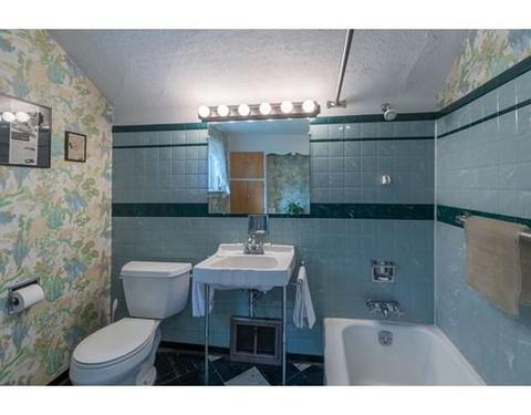 38 Willow St, Florence, MA 01062 photo 19