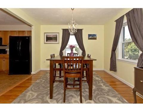 19 Baker St, Saugus, MA 01906 photo 11