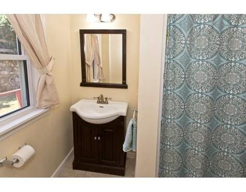 19 Baker St, Saugus, MA 01906 photo 17