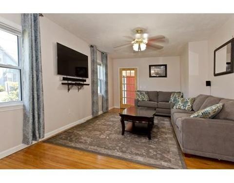 19 Baker St, Saugus, MA 01906 photo 6