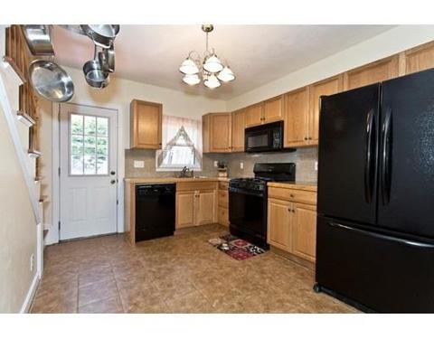 19 Baker St, Saugus, MA 01906 photo 13
