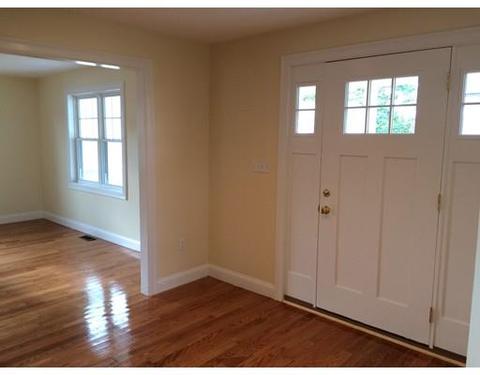 5 Colonial St, Gloucester, MA 01930 photo 6