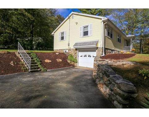 8 Old Southbridge Rd, Dudley, MA 01571 photo 3