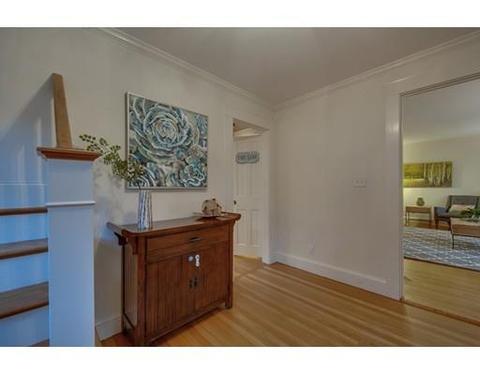 60 Hillcrest Rd, Reading, MA 01867 photo 4