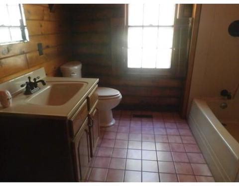 84 Mendall Rd, Acushnet, MA 02743 photo 8