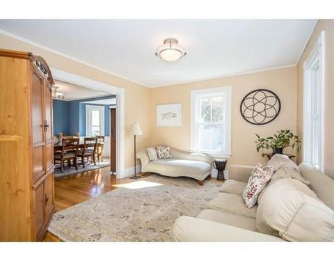 169 High St, Reading, MA 01867 photo 5