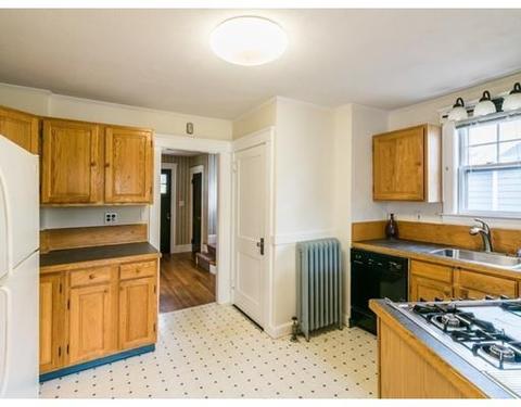 35 Edwin Rd, Waltham, MA 02453 photo 10