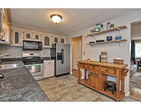 121 Rustcraft Rd, Dedham, MA 02026 photo 4