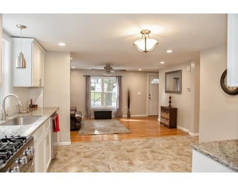 99 Judson St, Springfield, MA 01104 photo 4