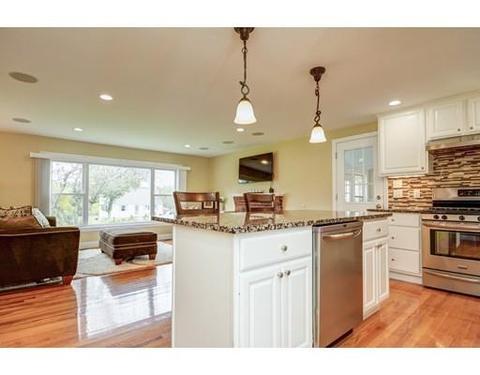 6 Lee Cir, Hudson, MA 01749 photo 5