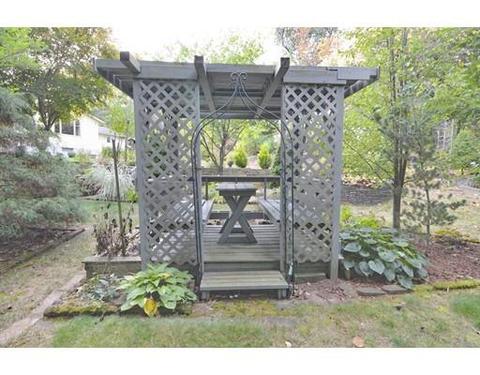 130 Packard Ave, Springfield, MA 01118 photo 24