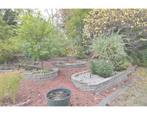 130 Packard Ave, Springfield, MA 01118 photo 21