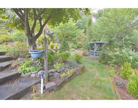 130 Packard Ave, Springfield, MA 01118 photo 23