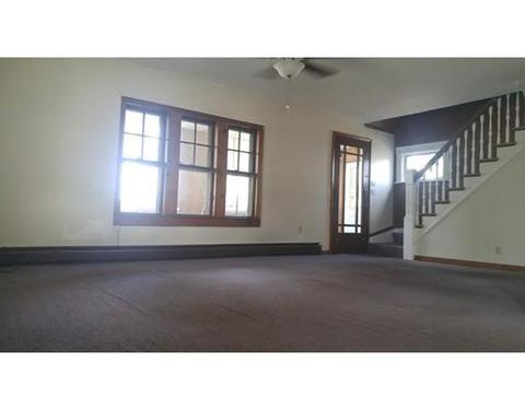 18 Dutton St, Worcester, MA 01610 photo 5