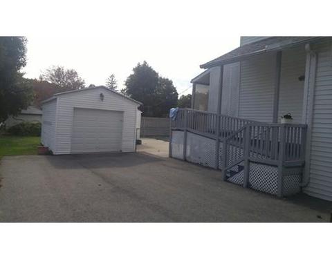 18 Dutton St, Worcester, MA 01610 photo 14