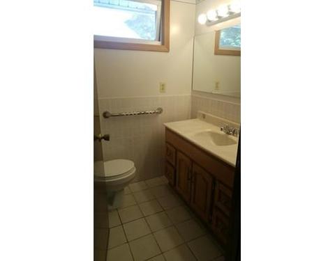18 Dutton St, Worcester, MA 01610 photo 11