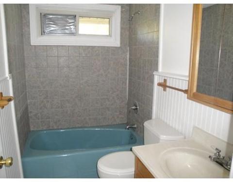 726 Bradley Rd, Springfield, MA 01109 photo 8