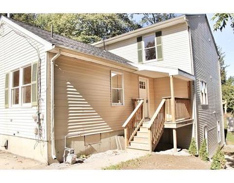 16 Peacedale Ave, Worcester, MA 01607 photo 2