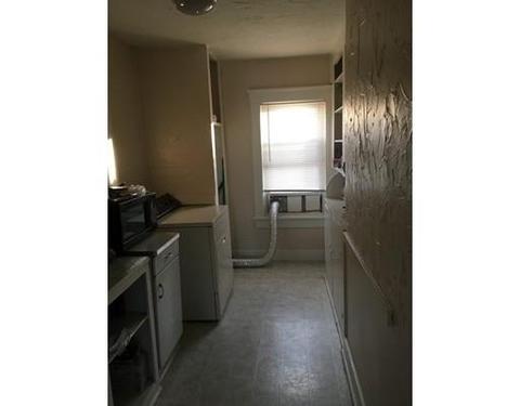 49 Wilson St, Worcester, MA 01604 photo 8