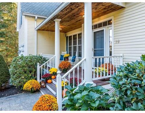 29 Lakeview Ave, Danvers, MA 01923 photo 2