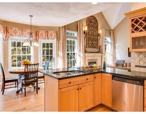 29 Lakeview Ave, Danvers, MA 01923 photo 10