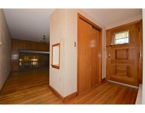 91 Holden St, Worcester, MA 01606 photo 9