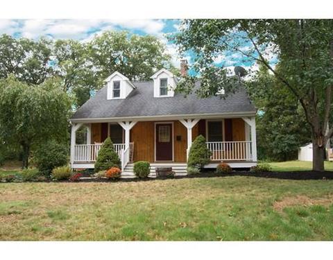 39 Forest Rd, Millis, MA 02054 photo 2