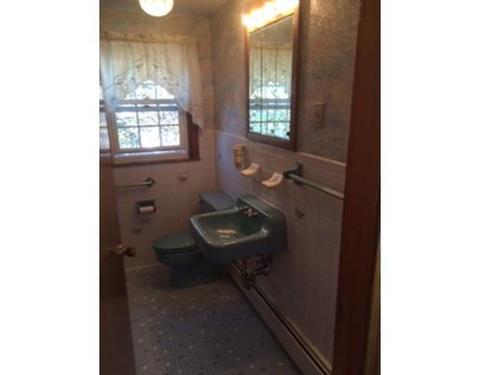 19 Oak Ter, Everett, MA 02149 photo 10