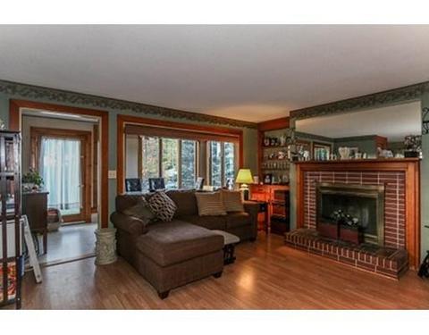 57 Martha St, Chicopee, MA 01020 photo 9