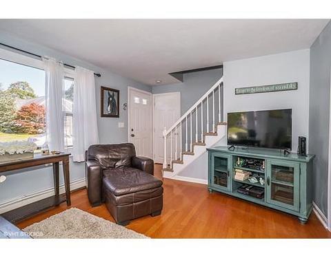 52 County, Mashpee, MA 02649 photo 3