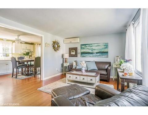 52 County, Mashpee, MA 02649 photo 6