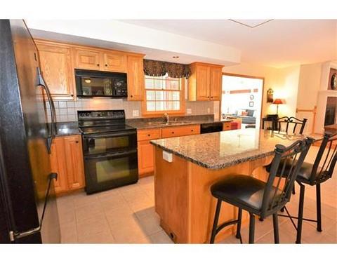 46 Hemlock Ln, Lancaster, MA 01523 photo 6