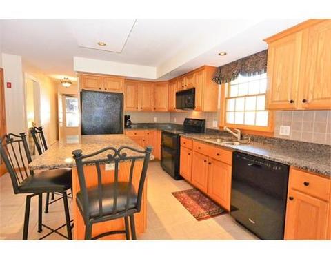 46 Hemlock Ln, Lancaster, MA 01523 photo 5