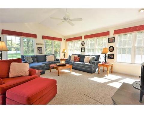 46 Hemlock Ln, Lancaster, MA 01523 photo 4