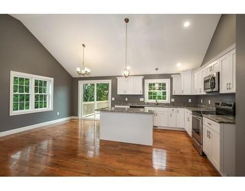 28 County St, Worcester, MA 01604 photo 6