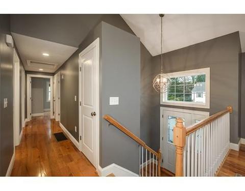 28 County St, Worcester, MA 01604 photo 4